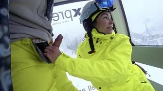 Жена успела отсосать мне на подъемнике