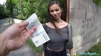 Туристка потерялась и напоролась на член пикапера