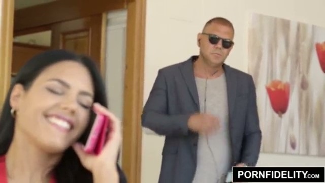 Брутальный муж узнал про измены жены. Сука будет наказана